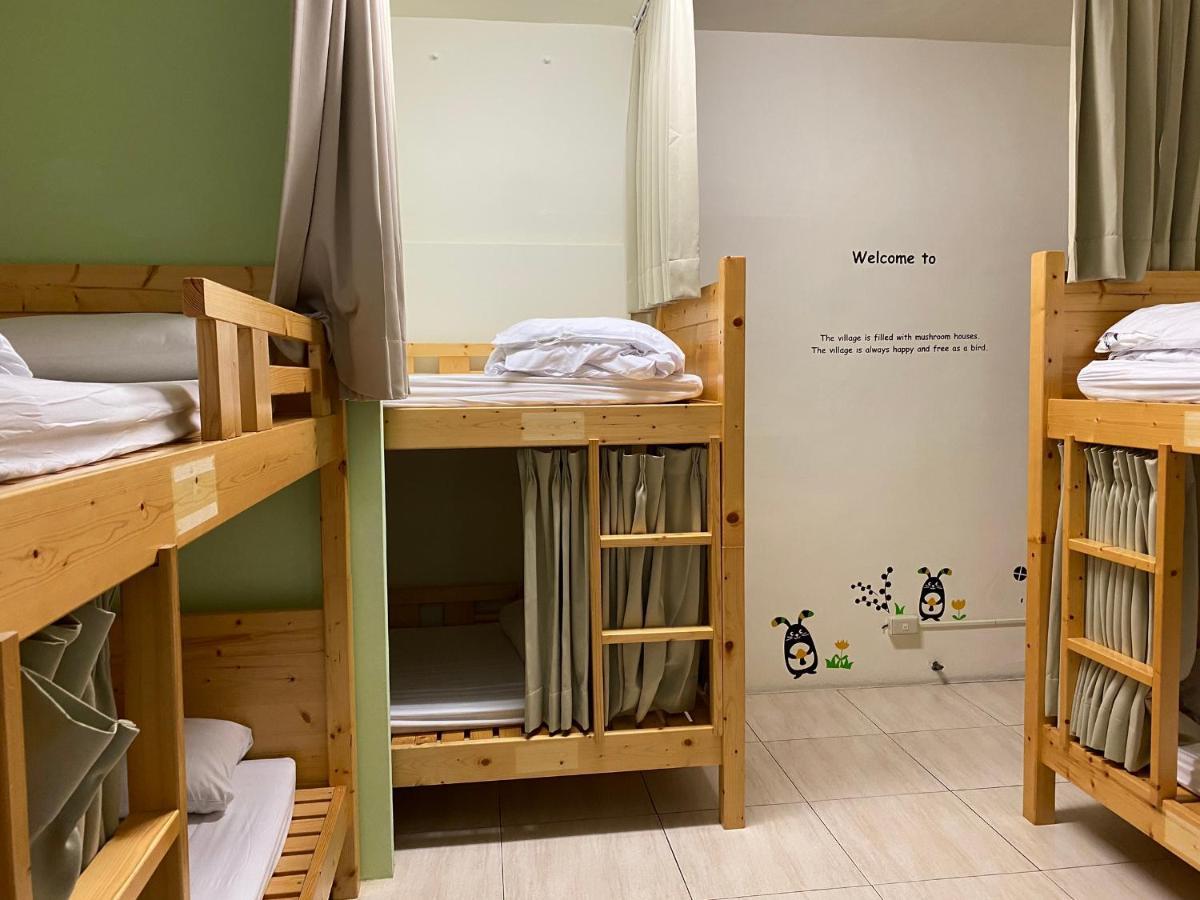 פולי Forever Happiness Hostel מראה חיצוני תמונה