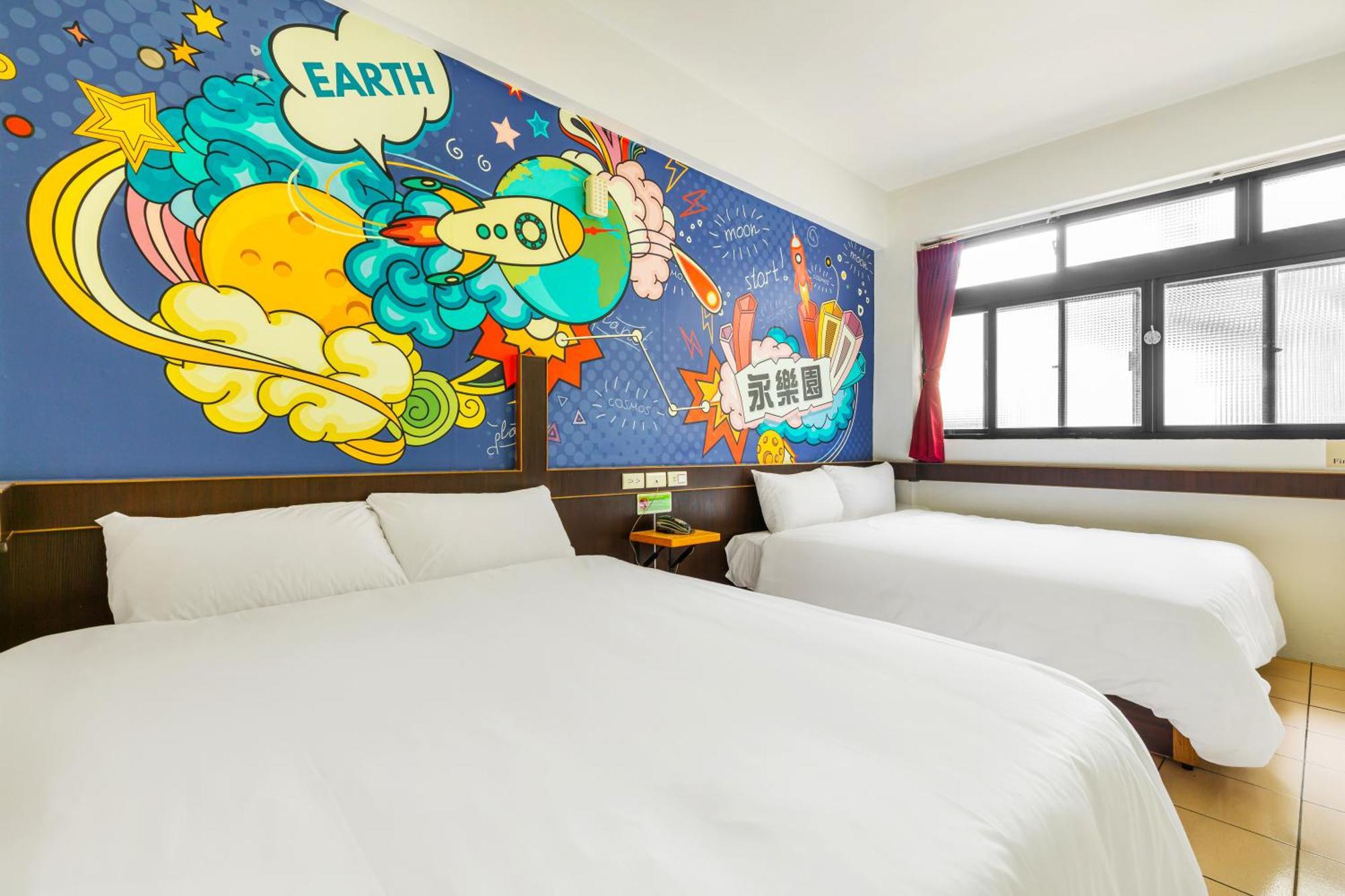 פולי Forever Happiness Hostel מראה חיצוני תמונה