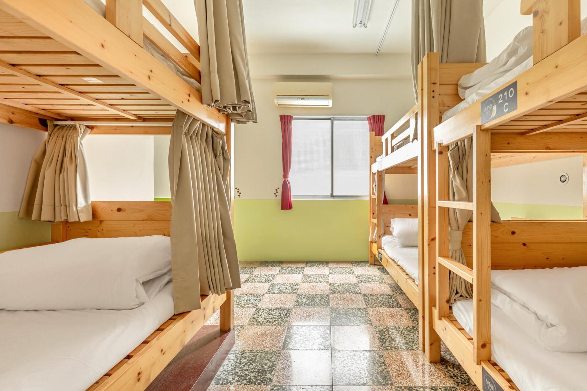 פולי Forever Happiness Hostel מראה חיצוני תמונה
