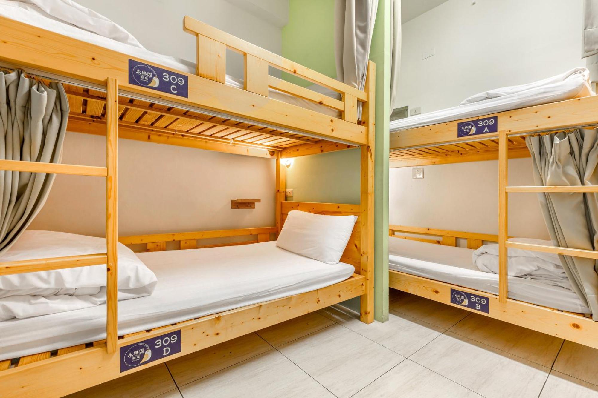 פולי Forever Happiness Hostel מראה חיצוני תמונה