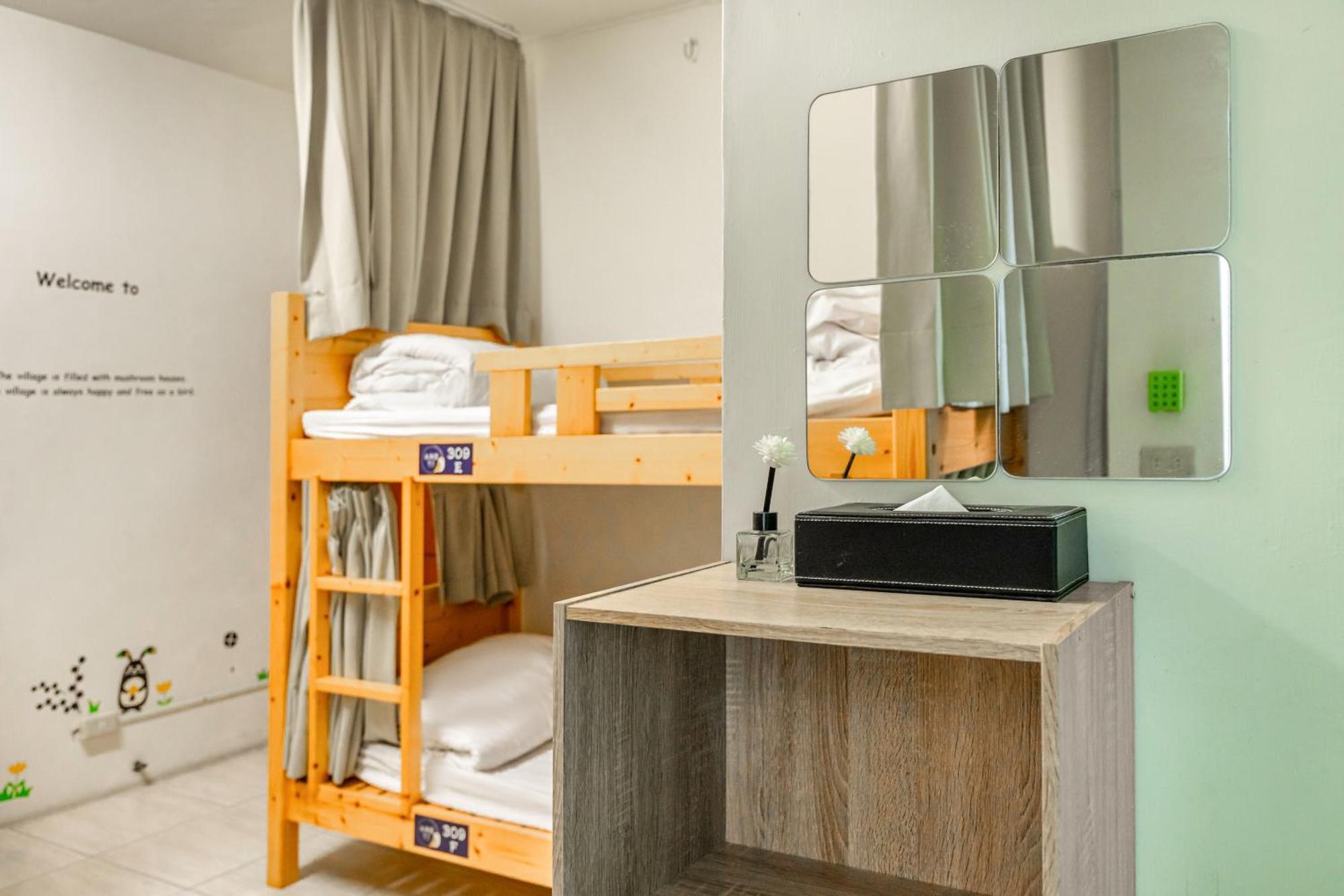 פולי Forever Happiness Hostel מראה חיצוני תמונה